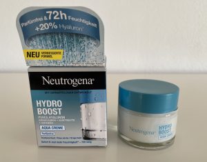 Neutrogena Hydro Boost Gesichtscreme ausgepackt mit Verpackung