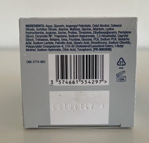 Neutrogena Hydro Boost Gesichtscreme in der Verpackung von unten