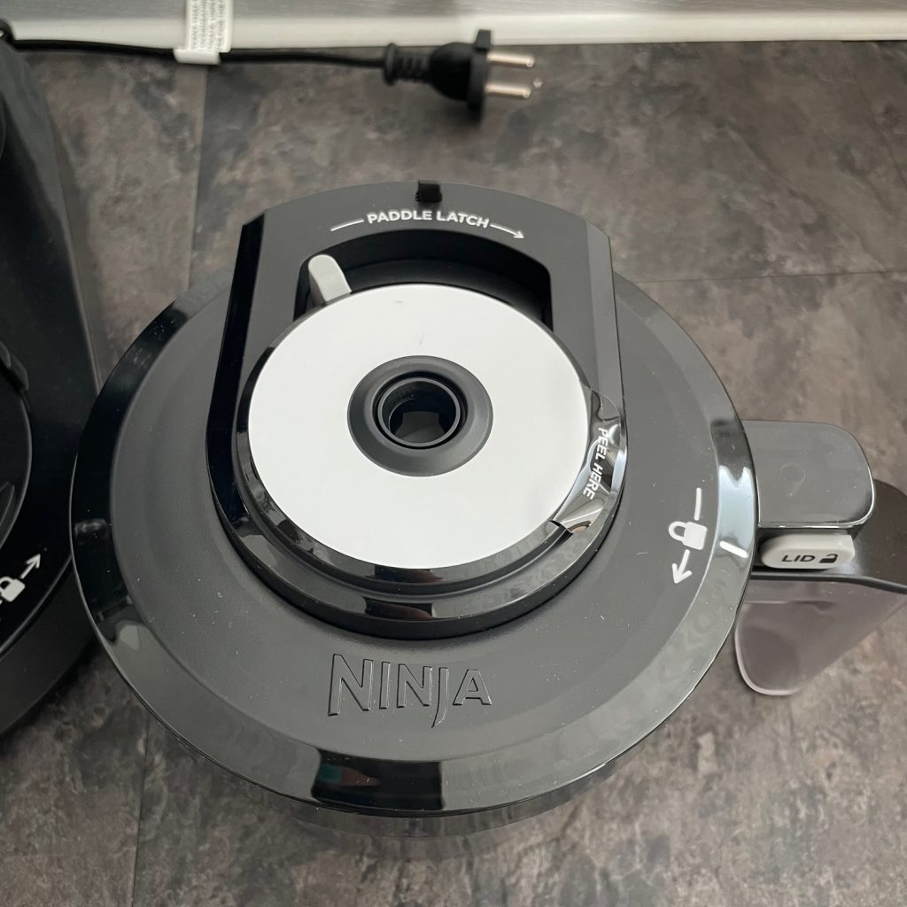 Ninja CREAMi NC300EU Eismaschine Deckel