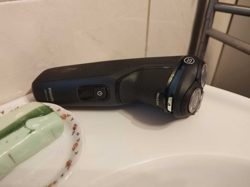Philips-Shaver-Series-3000-Modell-S314500-Rasierer-Titelbild