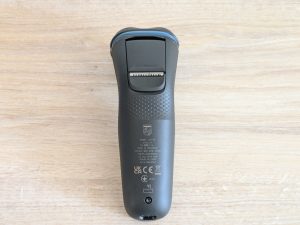 Philips Shaver Series 3000 Modell S314500 Rasierer von hinten