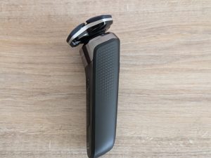 Philips Shaver Series 7000 Modell S788735 Rasierer von links