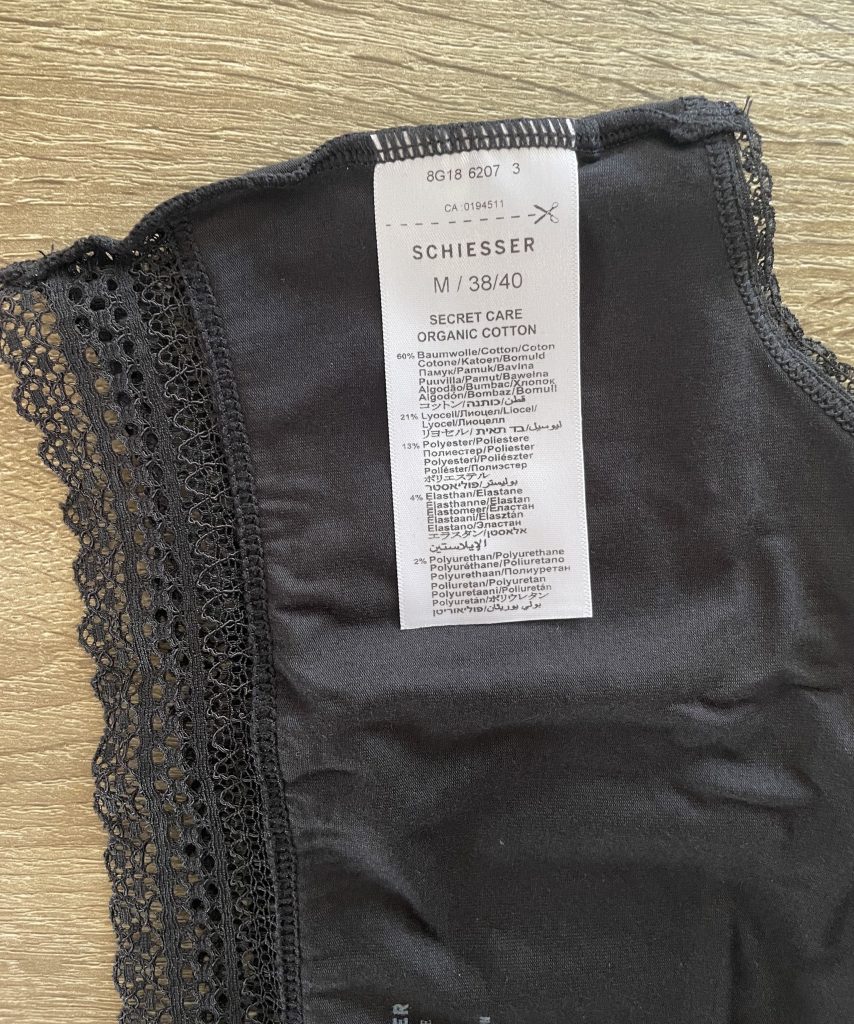 Schiesser Secret Care Periodenunterwäsche Nahaufnahme Etikett