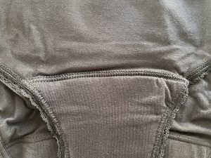 Schiesser Secret Care Periodenunterwäsche Nahaufnahme Naht Saugfläche