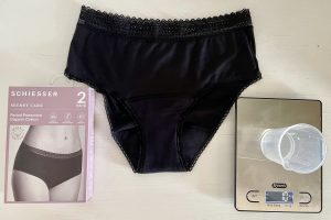 Schiesser Secret Care Periodenunterwäsche Schiesser Secret Care Periodenunterwäsche Vorbereitung auf den Wassertest