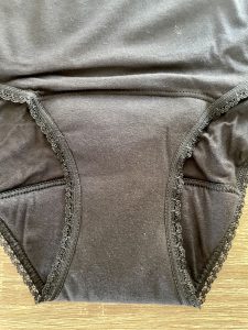 Schiesser Secret Care Periodenunterwäsche Nahaufnahme Saugfläche von vorne