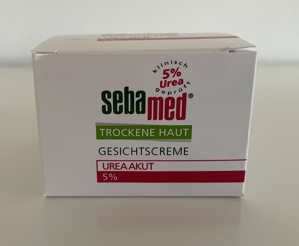 Sebamed Trockene Haut Urea Akut 5% Gesichtscreme in der Verpackung von vorne