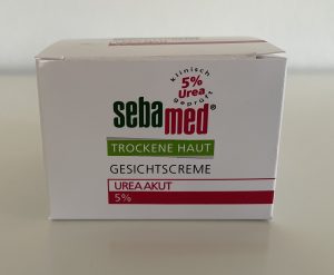 Sebamed Trockene Haut Urea Akut 5% Gesichtscreme in der Verpackung von vorne