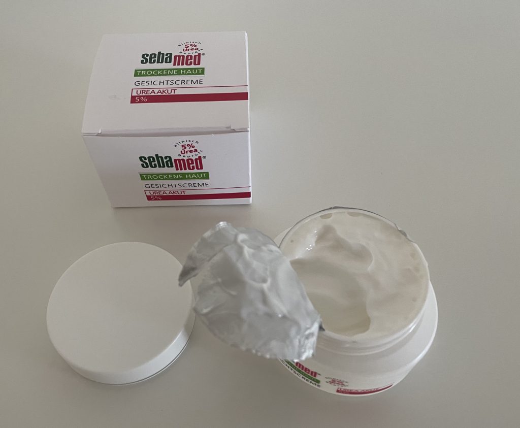 Sebamed Trockene Haut Urea Akut 5% Gesichtscreme tiegel mit abgezogener Schutzfolie
