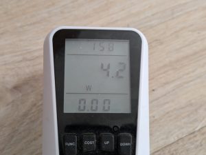 Stromverbrauch des Hatteker ‎RSCW 9658 Rasierers beim Laden