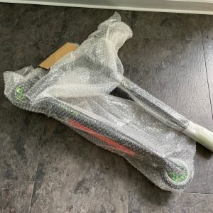 Stunt-Scooter Kickless 510432 von Schildkröt verpackt