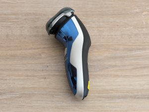 SweetLF SWS7105 Rasierer von links