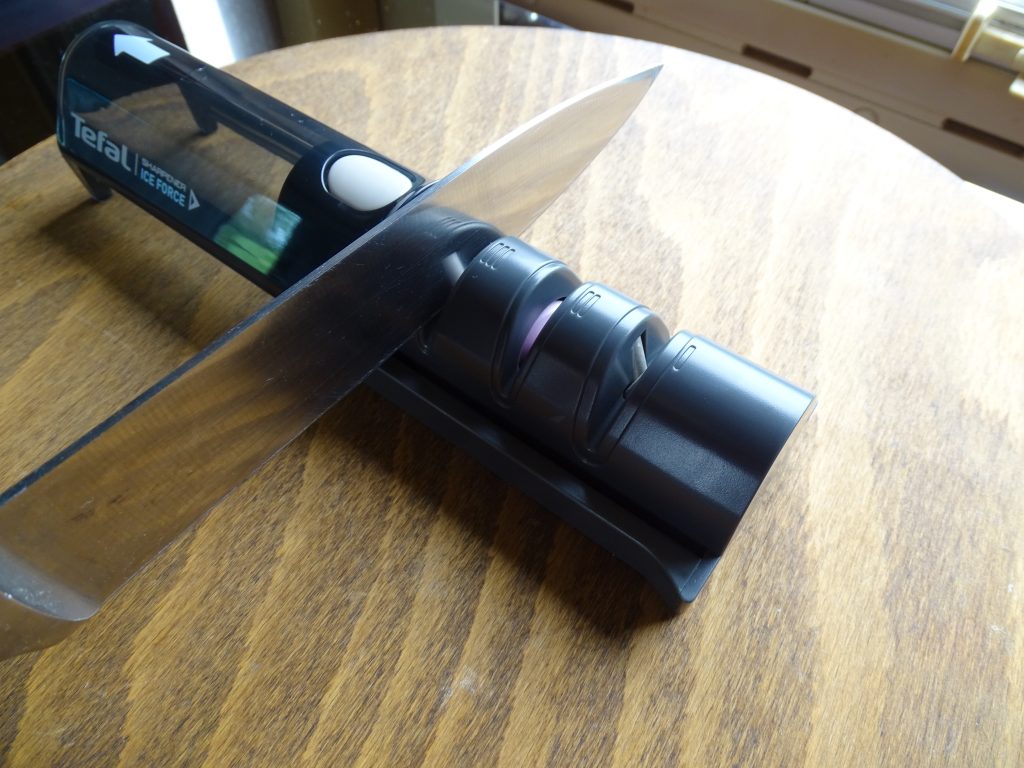 Tefal IceForce Messerschärfer im Test