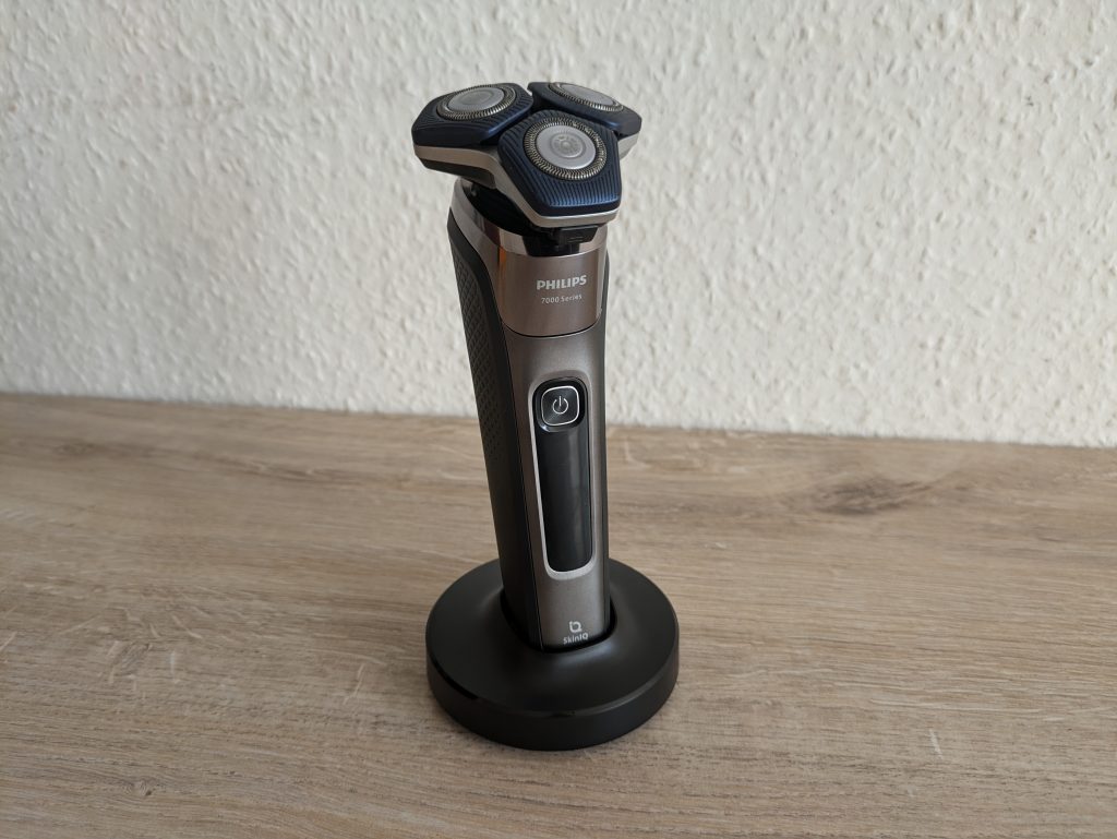 Titelbild des Philips Shaver Series 7000 Modell S788735 Rasierers