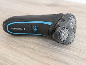 Titelbild des Remington R6 Aqua Rasierers (3)