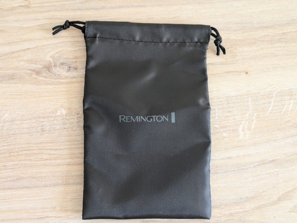 Transportbeutel des Remington R6 Aqua Rasierers