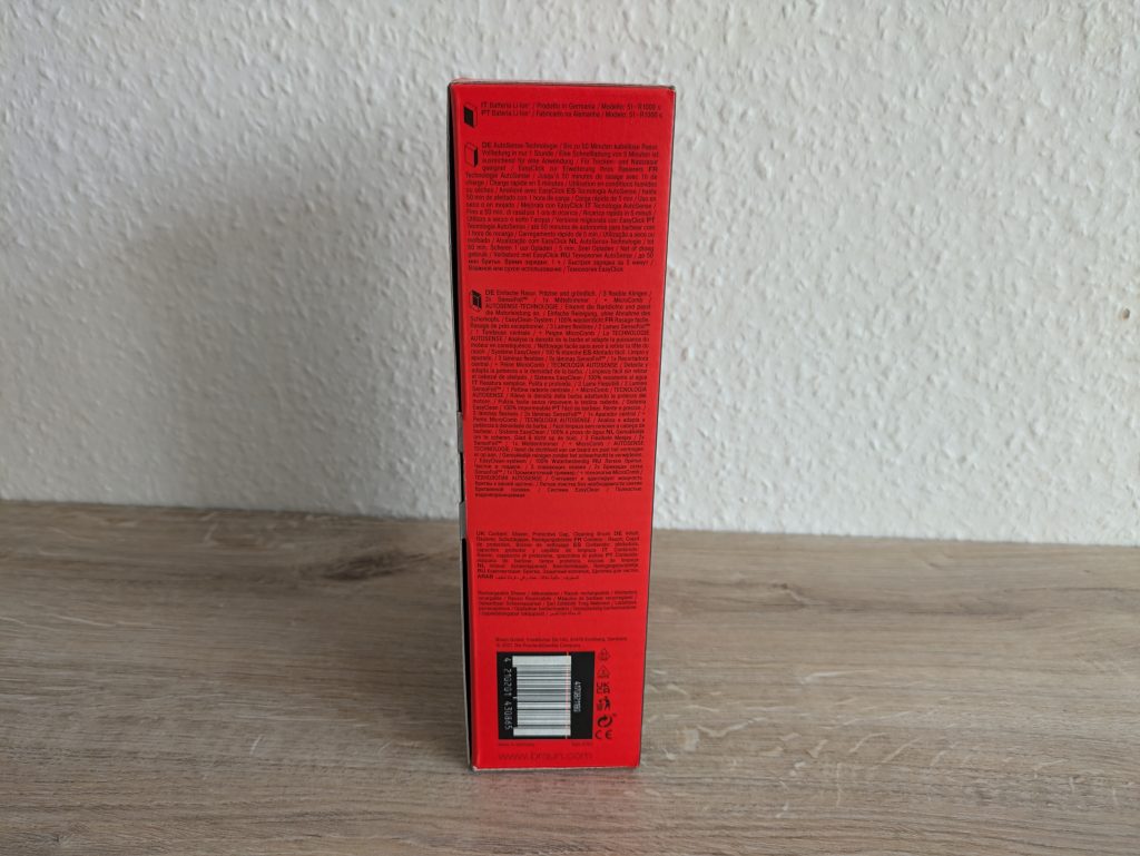 Verpackung des Braun Series 5 51-R1000s Rasierers von der rechten Seite