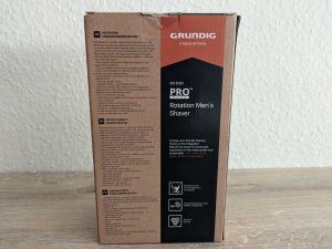 Verpackung des Grundig ProClub MS 8130 Rasierers von hinten