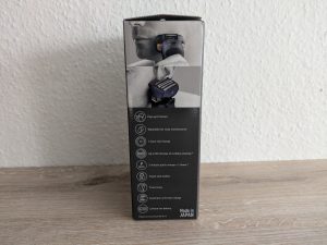 Verpackung des Panasonic ES-LV67A803 Rasierers von links
