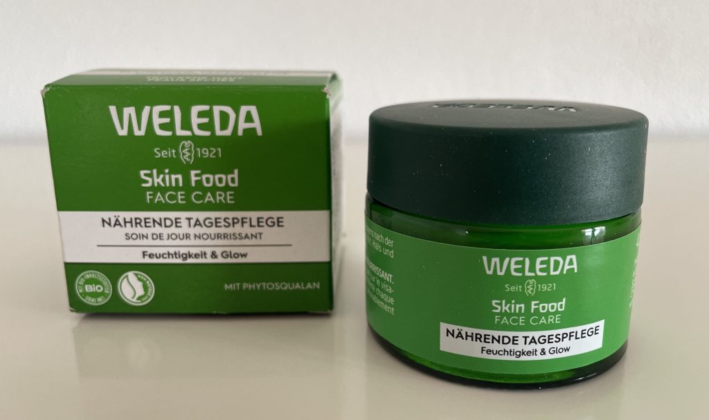 WELEDA Skin Food Feuchtigkeit & Glow Gesichtscreme ausgepackt mit Verpackung