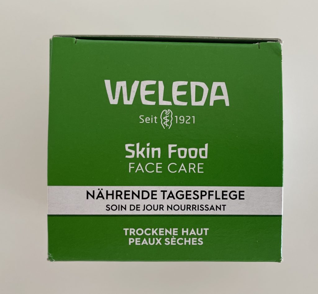 WELEDA Skin Food Feuchtigkeit & Glow Gesichtscreme in der Verpackung von oben