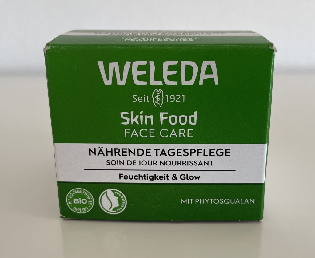 WELEDA Skin Food Feuchtigkeit & Glow Gesichtscreme in der Verpackung von vorne