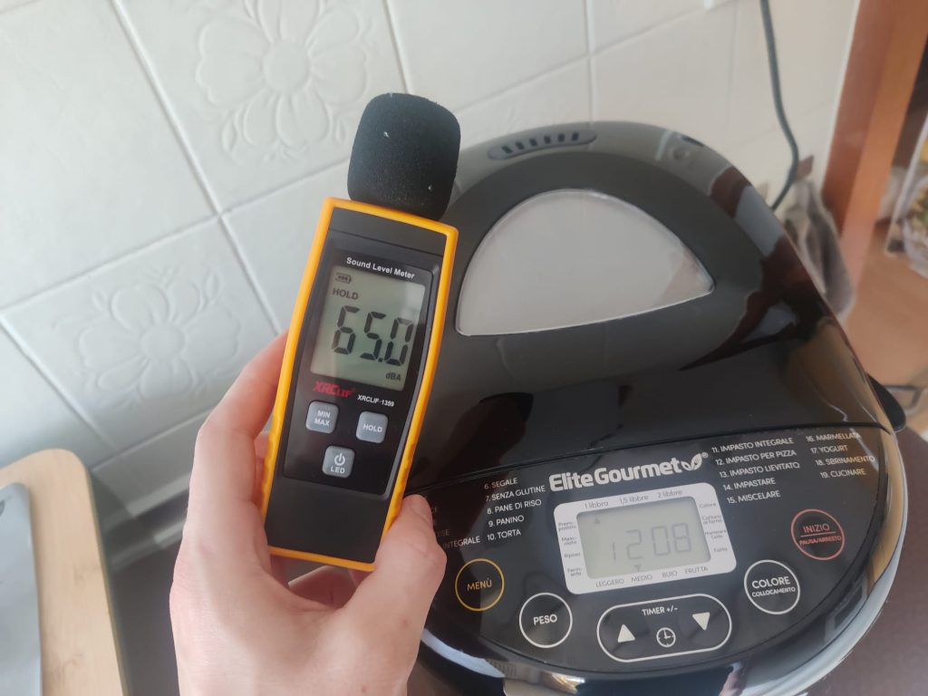 Elite Gourmet EBM8103B Brotbackautomat Lautstärke Messung