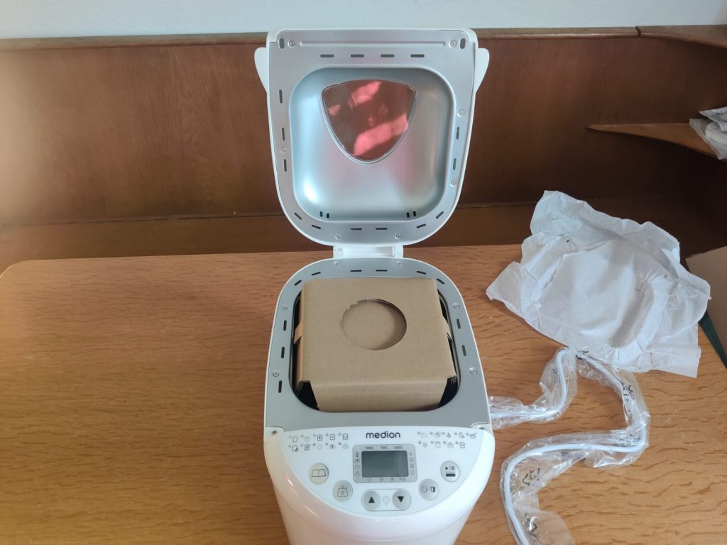 Medion MD 11011 Brotbackautomat Zubehör verpackt