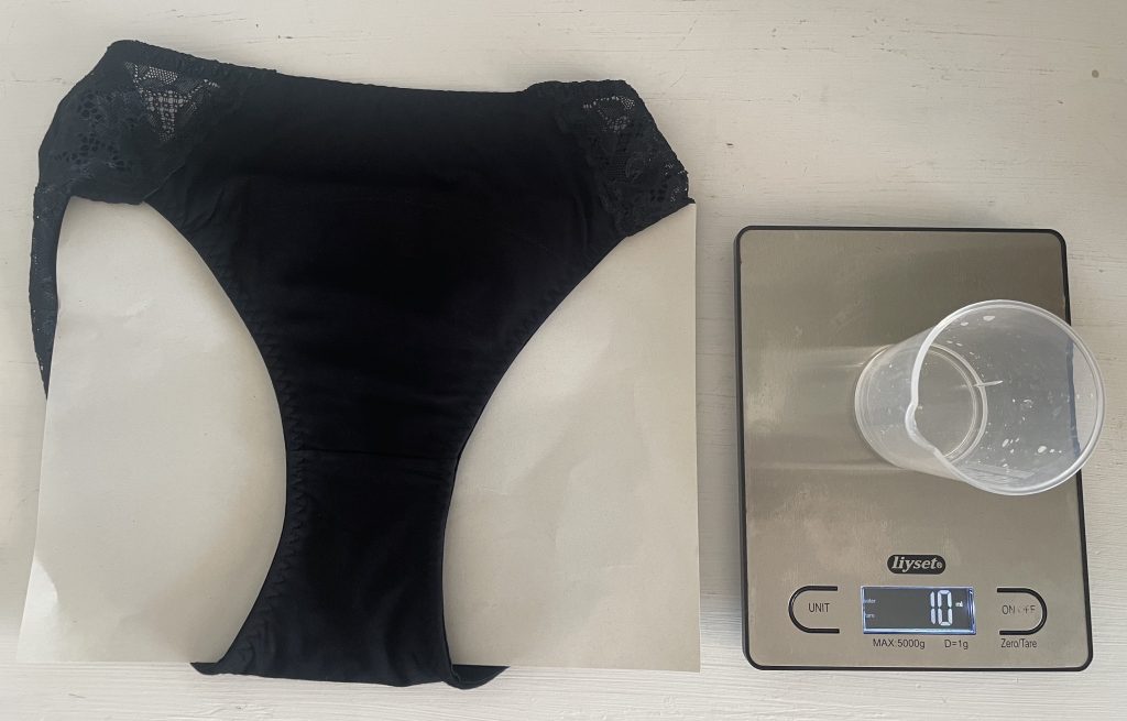 neonie by Intimate Portal Hipster-Panty Periodenunterwäsche Vorbereitung auf den Wassertest