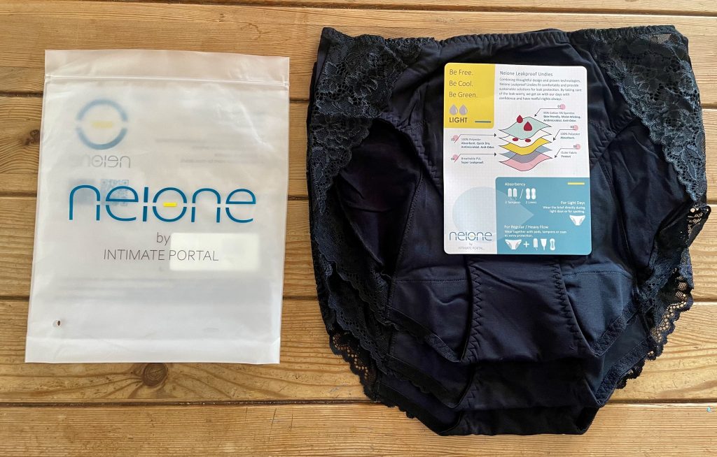 neonie by Intimate Portal Hipster-Panty Periodenunterwäsche ausgepackt mit Verpackung