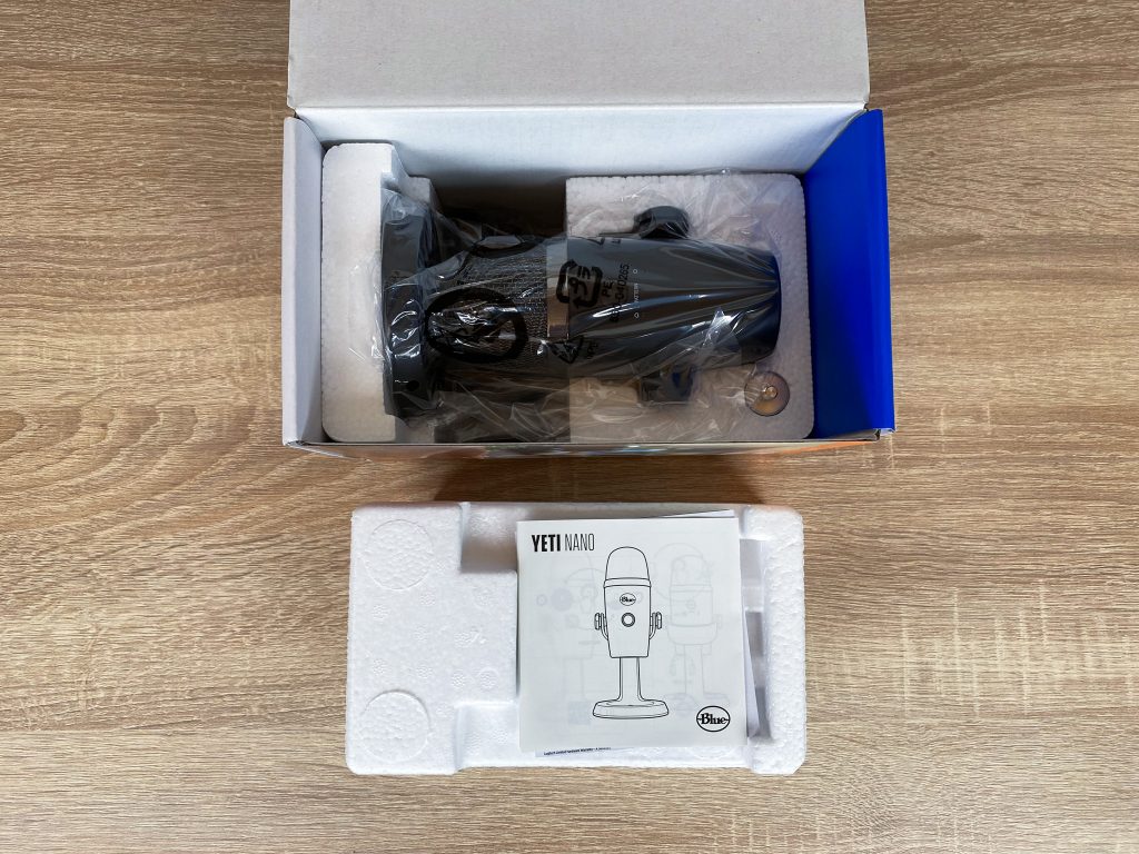 Logitech G Blue Yeti Nano Mikrofon in der Verpackung