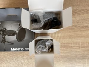 Trust GXT 232 Mantis Mikrofon in der Verpackung