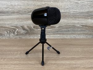 Amazon Basics LJ-DCM-001 Mikrofon aufebaut