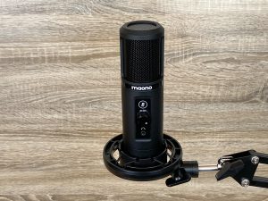 Maono AU-PM422 Mikrofon aufgebaut
