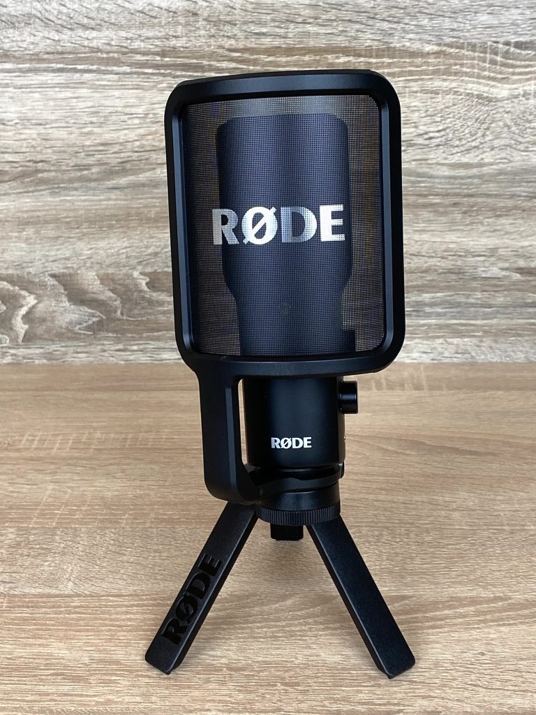 RØDE NT-USB+ Mikrofon Vorderseite mit Popschutz