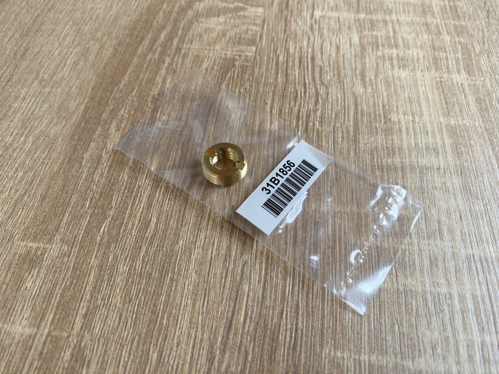 Shure MV7X Mikrofon Detail Gewindeadapter