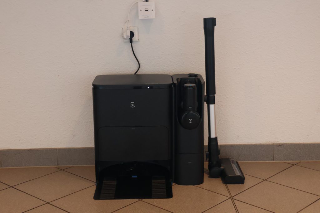 Ecovacs Deebot T30S Combo Complete Saug-Wisch-Roboter Station mit Bodensauger