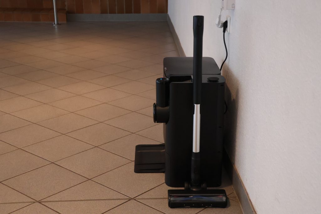 Ecovacs Deebot T30S Combo Complete Saug-Wisch-Roboter Station Seitenansicht