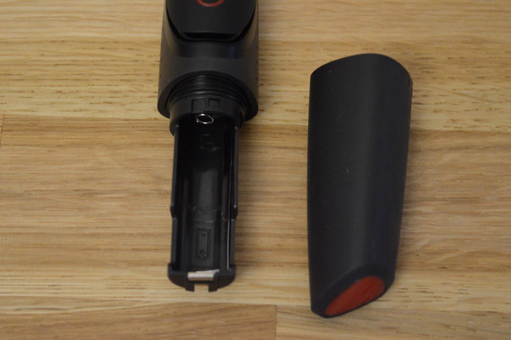 Philips MG1100-16 Multigroom Bartschneider Batteriefach offen