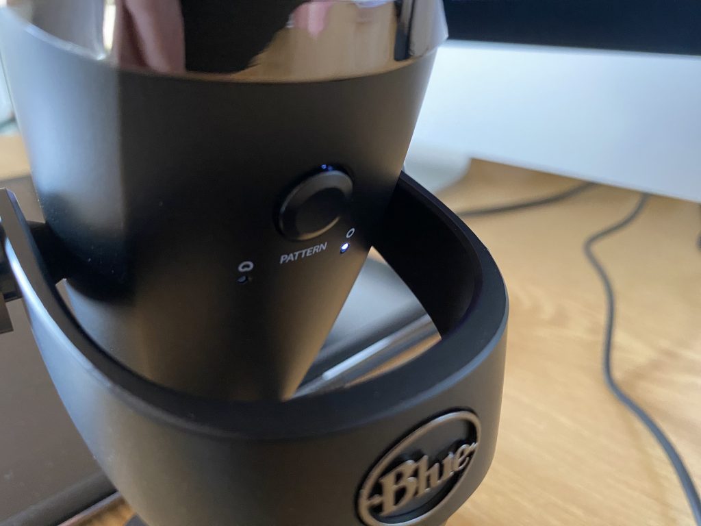 Logitech G Blue Yeti Nano Mikrofon aktiver Kugelcharakter