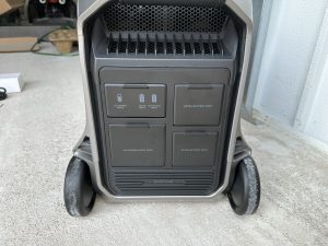 15-EcoFlow-DELTA-Pro-3-rueckseite