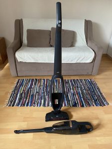 AEG QX6-1-45AN Akku Staubsauger selbststehend mit entnommenen Handgerät