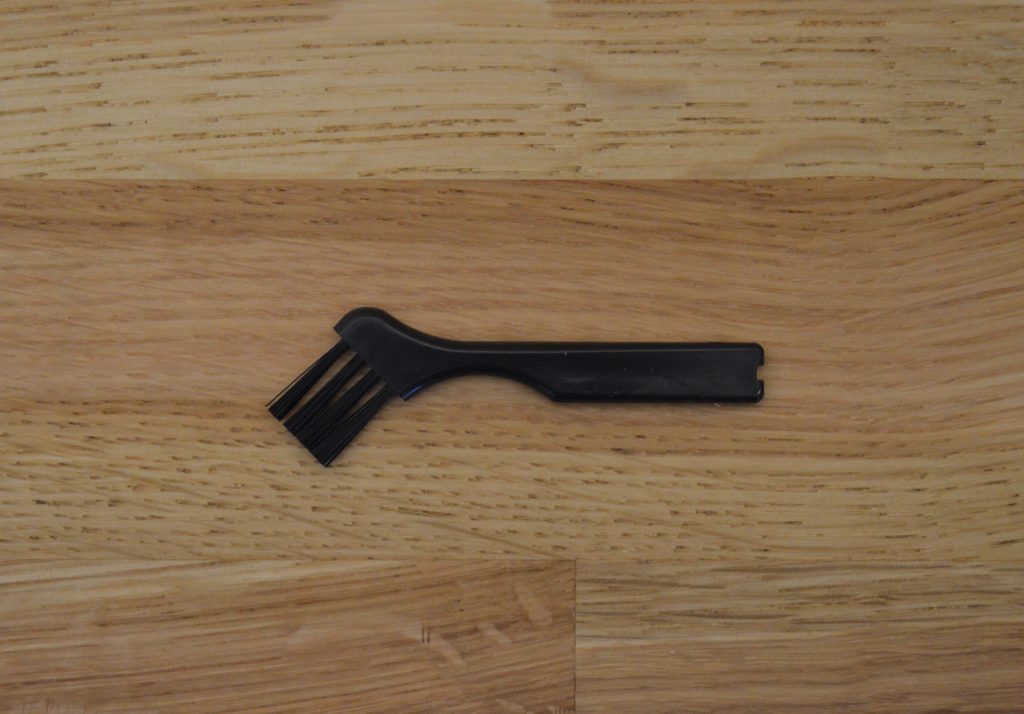 Panasonic ER-SB40 Bartschneider Reinigungspinsel