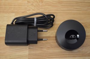 Braun BT7240 Bartschneider Ladestation und Netzteil