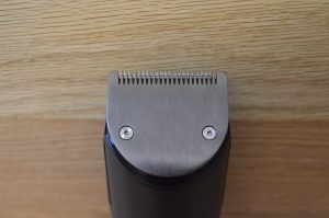 Grundig MC 9030 Bartschneider Trimmklinge Detailansicht Hinten