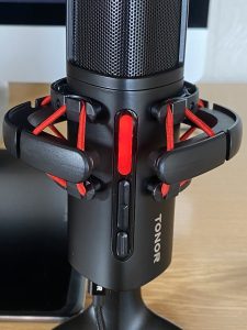Tonor Orca 001 Mikrofon auf eine hohe Lautstärke gestellt