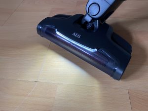 AEG QX6-1-45AN Akku Staubsauger LED-Bodendüse