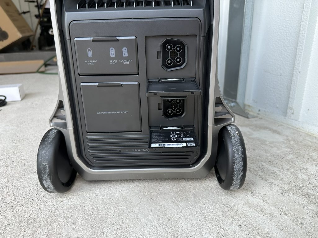 18-EcoFlow-DELTA-Pro-3-noch-mehr-anschluesse