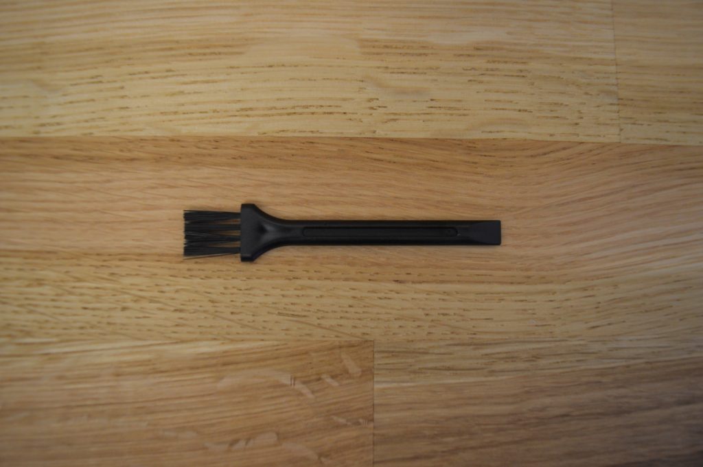 Hatteker RFC-696 Bartschneider Reinigungspinsel