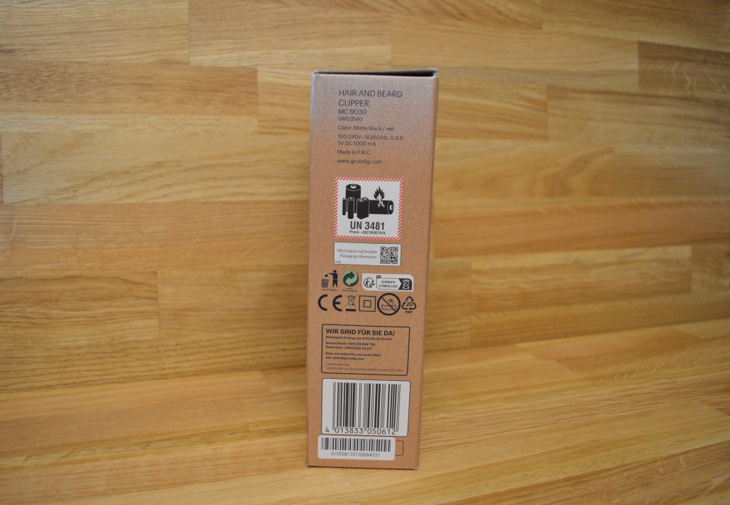 Grundig MC 9030 Bartschneider Verpackung Seitenansicht Rechts